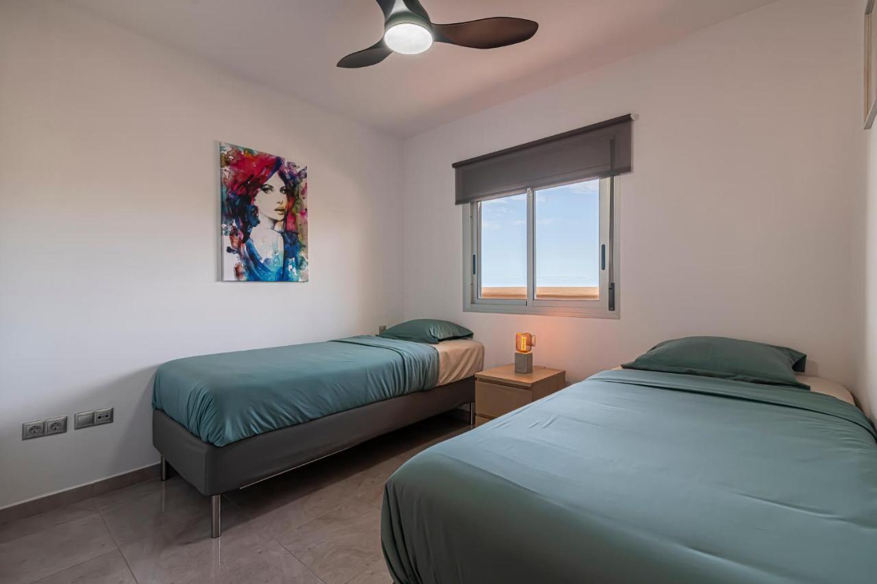 Go2tenerife Apart'madera Terrace, Swimming Pool & Parking * Costa Adeje (Tenerife)
